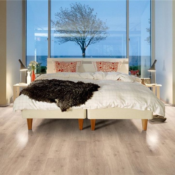 Panele laminowane L0201-01801 Pergo Classic Plank 33 Oe