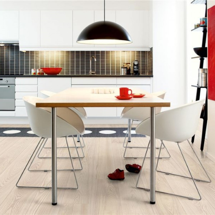 Panele laminowane L0323-01766 Pergo Long Plank 4V 32 Le