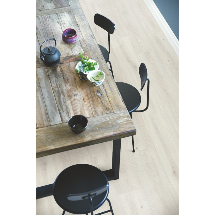 Panele laminowane L0245-04998 Pergo Stavanger Pro Dąb sуl morska