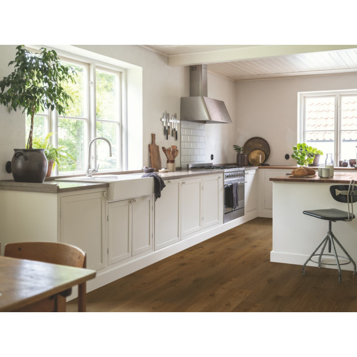 Panele winylowe V4307-40228 Pergo Namsen Pad Pro Dąb Lakeland Ciemny