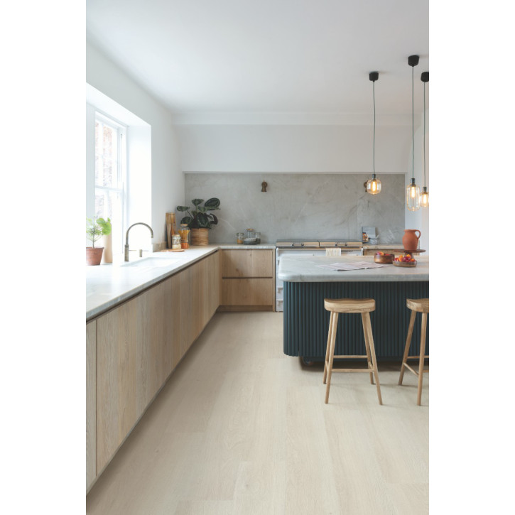 Panele winylowe AVMPU40079 Quick-Step Bloom Dąb morska bryza jasny