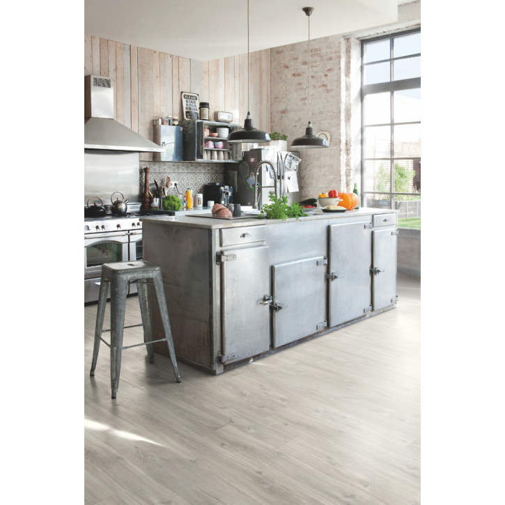 Panele winylowe AVSPU40030 Quick-Step Blos Dąb Canyon szary ze sladami ciecia pila