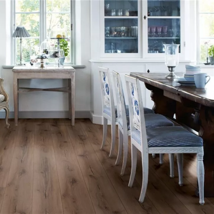 Panele laminowane L0205-01775 Pergo Classic Plank 2V - Endless Plank 33 OE Panele laminowane L0205-01775 Pergo Classic Plank 2V - Endless Plank 33 OE