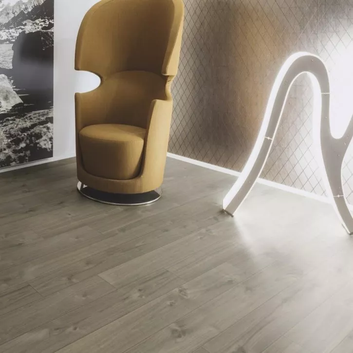 Panele laminowane О810 Kaindl Easy Touch 8 Panele laminowane О810 Kaindl Easy Touch 8